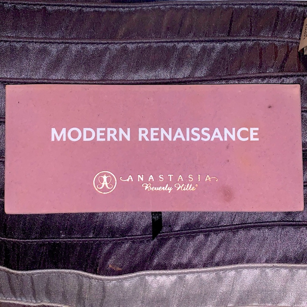 Anastasia Modern Renaissance Palette